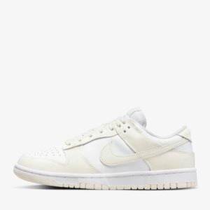Nike Dunks Womens White Sail